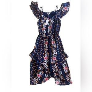 Parker dark blue background with floral print cold-shoulder ruffled sleeves  M